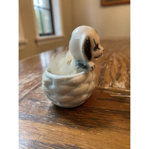 Vintage Ceramic Dog In Basket MCM - Picture 2 of 6